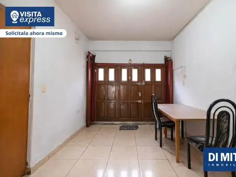 Depto Tipo Casa en Venta con 2 cocheras