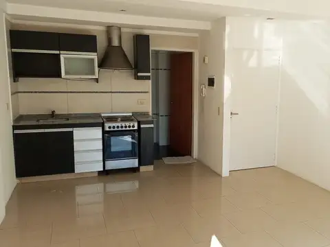 Jose Bonifacio 1300, Piso 2