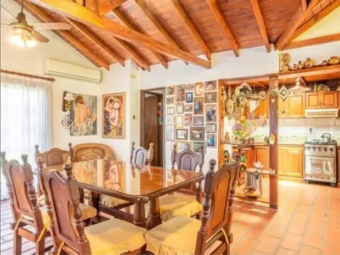 Casa en Venta al Oeste