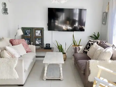 Casa en Venta en Victoria, USD 320.000