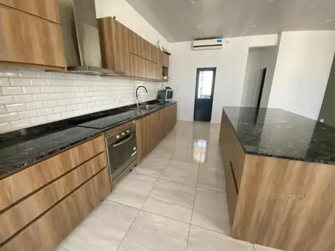 Casa en Venta al Este