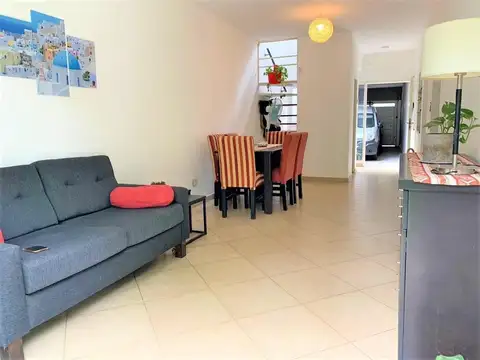 Depto Tipo Casa en Venta de 6 ambientes