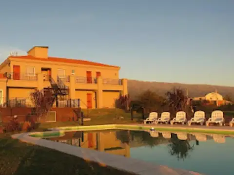 Hotel en venta en Villa de Merlo - San Luis 