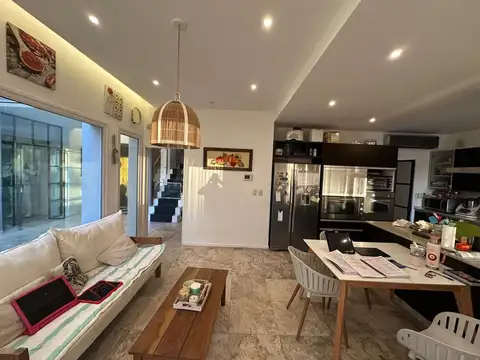 CASA EN SAN ISIDRO LABRADOR A la laguna c amarra