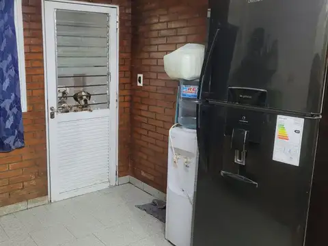 VENTA CASA 3 AMB HURLINGHAM A RECICLAR LOTE PROPIO
