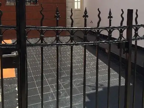 Paula Albarracín De Sarmiento 3400