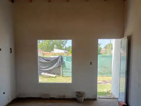 CASA EN PH DE 3 AMBIENTES AL FRENTE