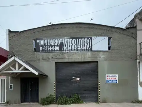 Venta En Block Galpón + Local Comercial + Vivienda  Merlo