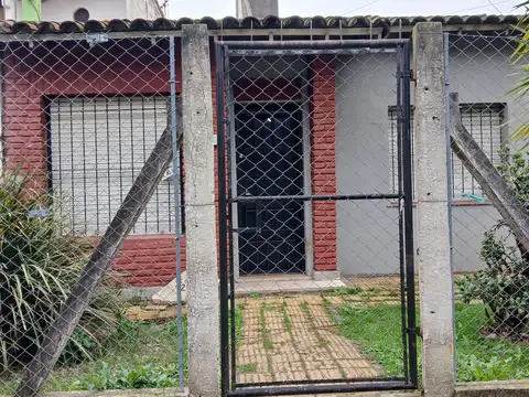 ALQUILER CASA AL FRENTE (MERLO)