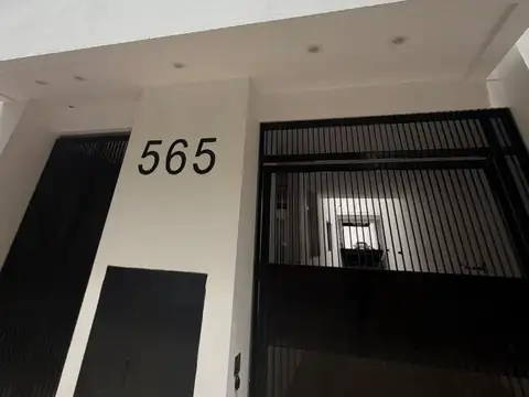 Semipiso de categoria a estrenar 1 dormitorio con cochera