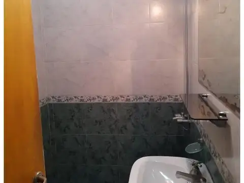 Depto Tipo Casa 2 ambientes con 1 baño