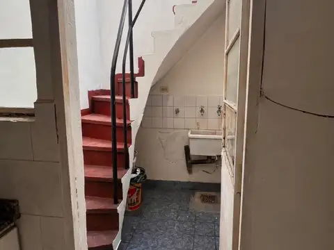 Depto Tipo Casa 2 ambientes con 1 baño