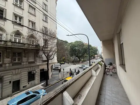Piso de 5 ambientes en alquiler en Recoleta, CABA