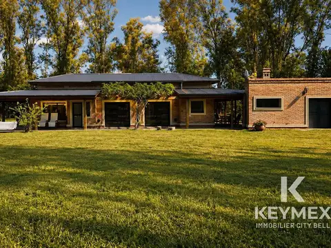 VENTA DE CASA DE 4 DORMITORIOS EN CAMPOS DE ROCA