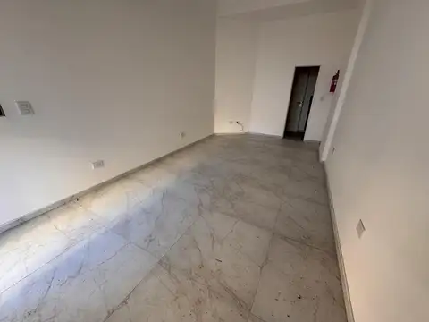 Local en Alquiler en Liniers, $ 750.000