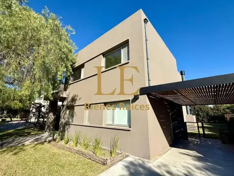 Casa en Venta en Santa Clara, USD 398.000