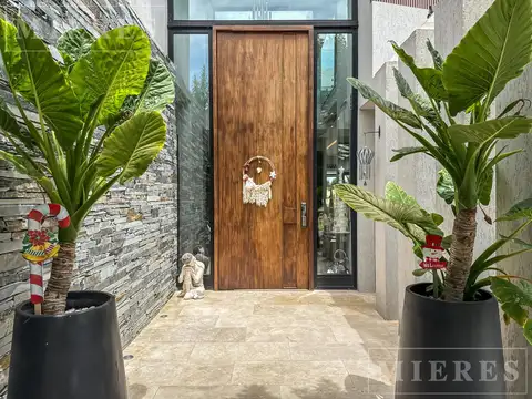 casa en venta a la laguna de area 5 Barrio San Matias