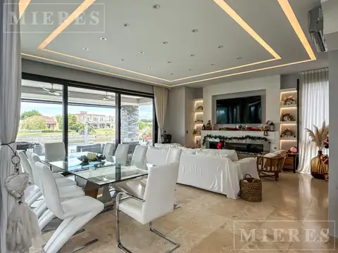 Casa en Venta en San Matias, USD 1.100.000