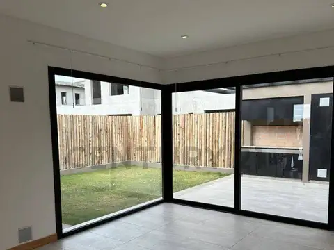 Departamento en Venta con 2 cocheras