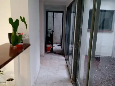 Gurruchaga e/ Russel y El Salvador