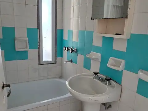 Santa Fe 2100, Piso 09