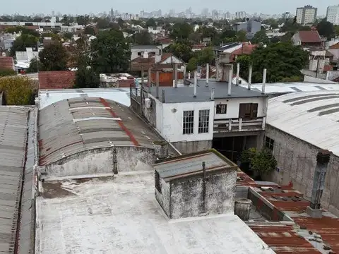 Avenida Champagnat 600