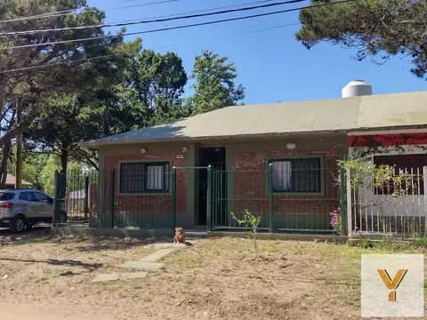 Casa en venta - 2 Dormitorio 1 Baño - Cochera - 127Mts2 - San Bernardo del Tuyú