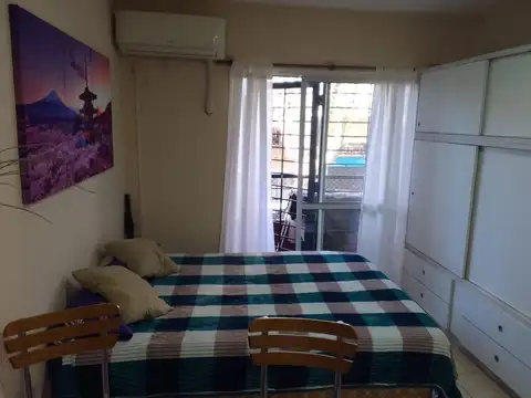 Departamento monoambiente con balcón