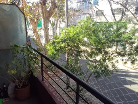 Departamento monoambiente con balcón