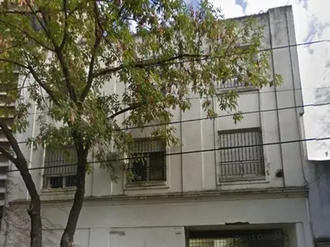 Muy buen departamento de 3 ambientes, al frente.