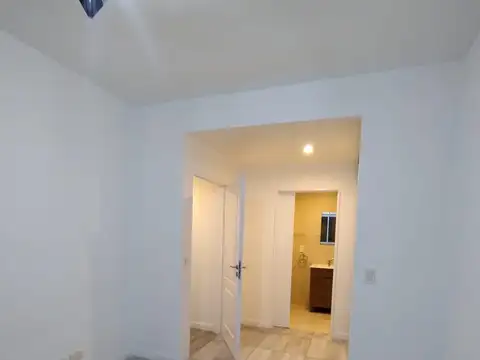Departamento en Alquiler en Villa Santa Rita, $ 900.000
