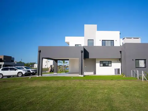 Prados del Oeste 1-B, Casa Lote 234, Moreno