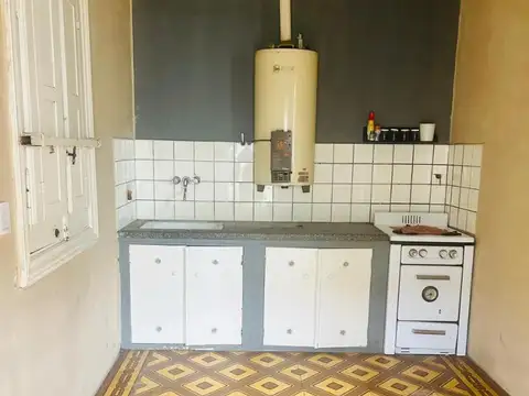 Casa 3 Amb con Amplio parque en Venta - General Rodríguez