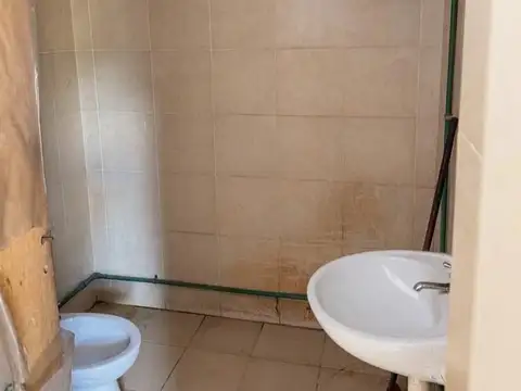 Galpon en Venta 50  mts Fondo