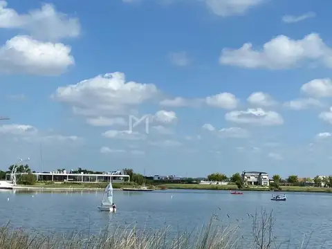 Terreno en Venta en Puertos, USD 273.000