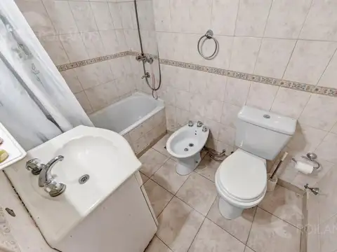 Venta Departamento 2 Ambientes en Zona Parque Rivadavia