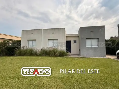 Casa  en Venta en Santa Elena, Pilar del Este, Pilar