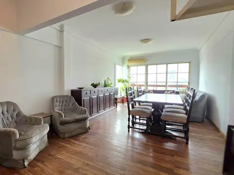Departamento 4 ambientes con 2 baños
