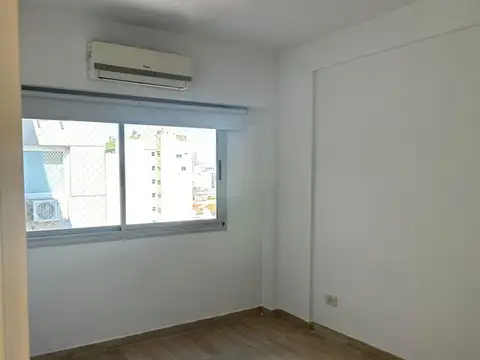 Departamento en Venta en Balvanera, USD 120.000