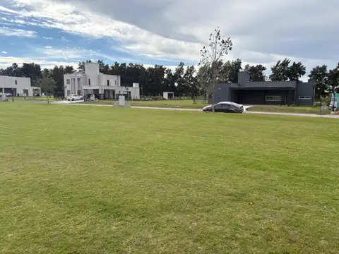 Lote en venta en Barrio cerrado "Haras de Funes"