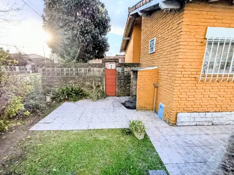 Casa en Alquiler en Villa Luzuriaga, $ 1.000.000