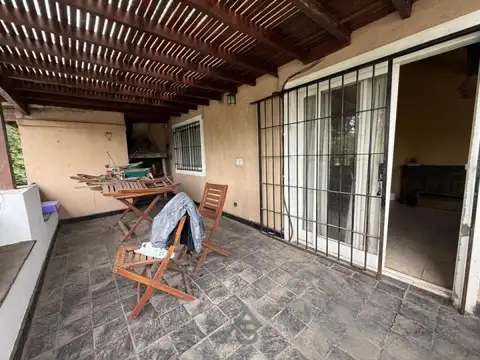 Depto Tipo Casa en Venta de 3 ambientes