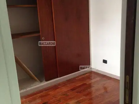 Depto Tipo Casa en Venta 5 años