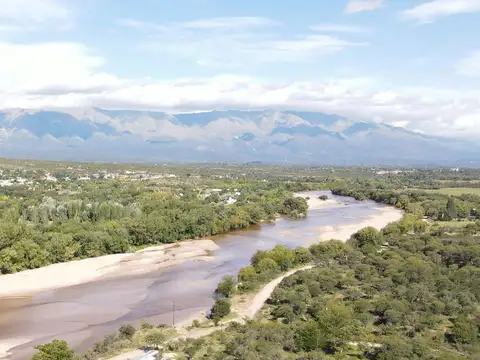 VENTA TERRENO ARROYO LOS PATOS