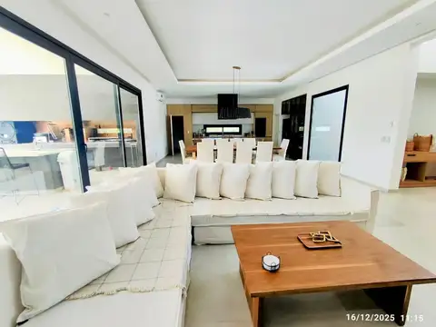 GOLF 2 LOTE COSTA ESMERALDA 500