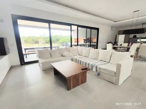 Casa en Venta al Noreste
