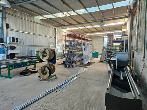 Galpon en Venta en Exaltación de la Cruz, USD 300.000