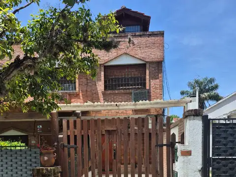 Duplex en venta - OLIVOS