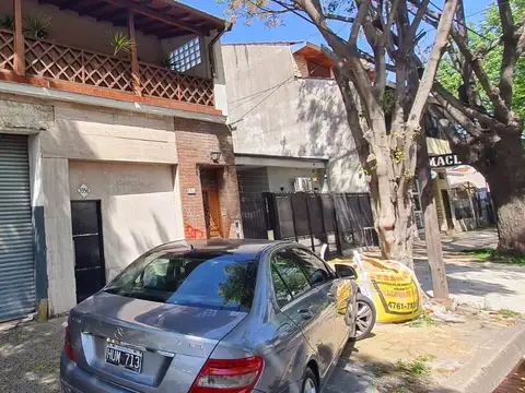 Galpon en Alquiler 17  mts Frente