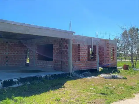 Venta-Casa a Terminar-Cañuelas